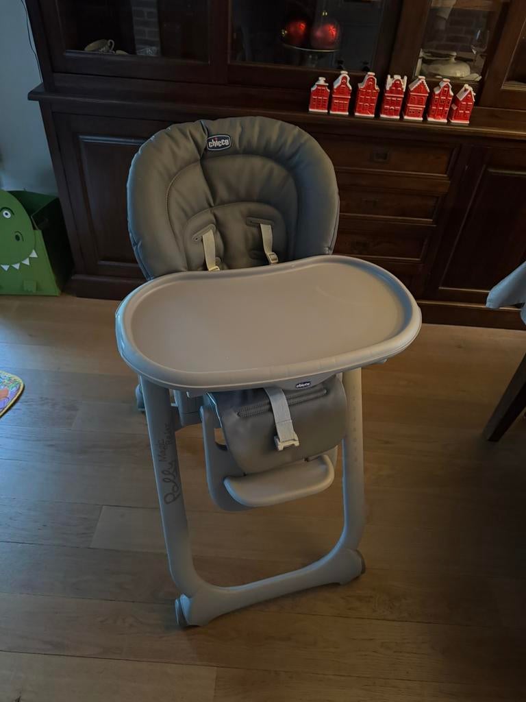 Chicco Polly Magic Relax kinderstoel, Kinderen en Baby's, Kinderstoelen, Ophalen, Zo goed als nieuw, Meegroeistoel, Gordel(s)