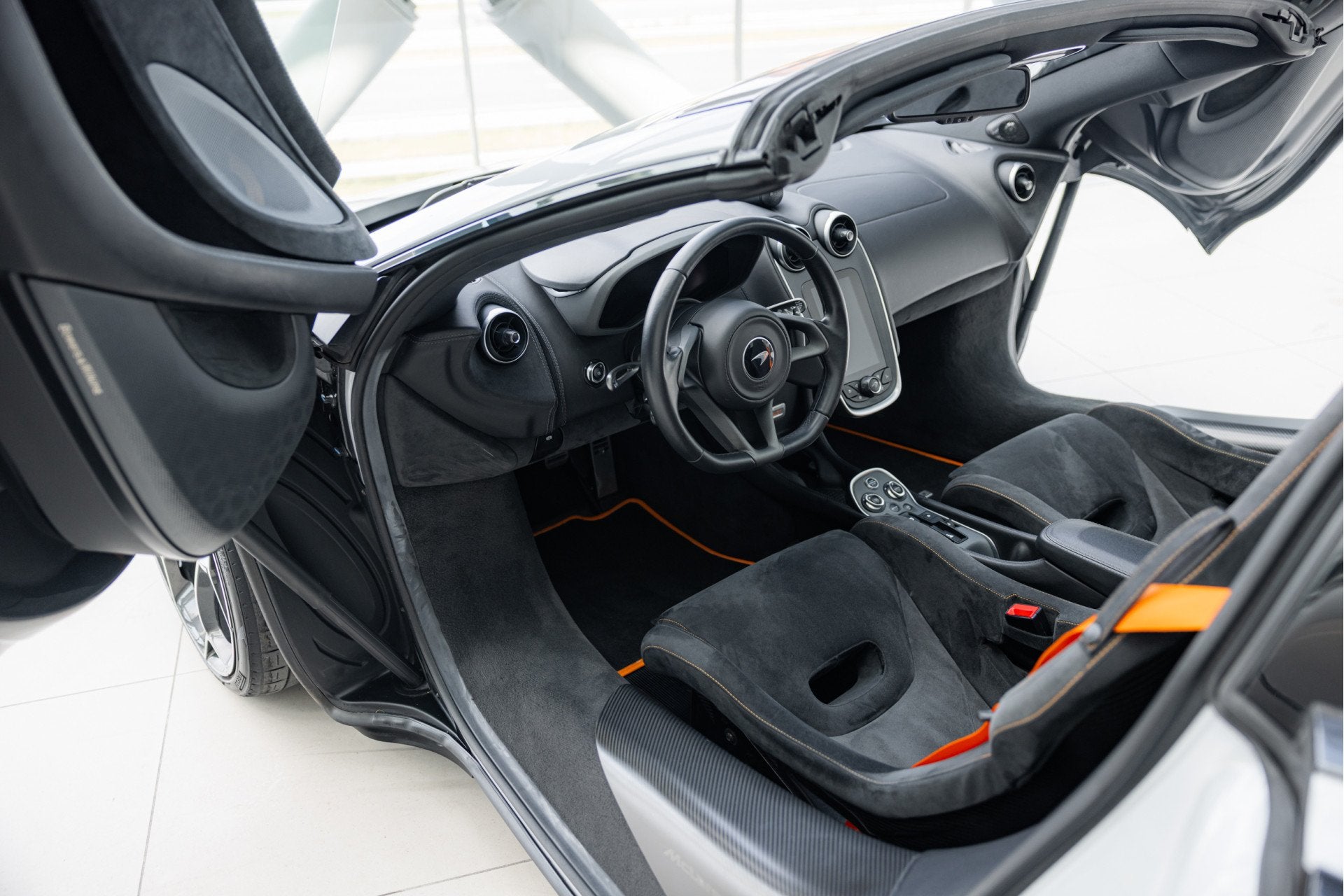McLaren 600LT Spider 3.8 V8 | MSO Cirrus Grey | Noselift |, Auto's, McLaren, Automaat, Achterwielaandrijving, Gebruikt, Cabriolet
