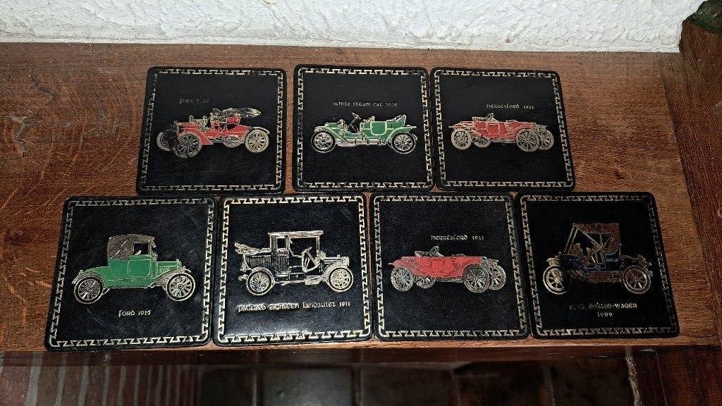Vintage onderzetters van oldtimers, Ophalen of Verzenden, Glasonderzetter, Gebruikt