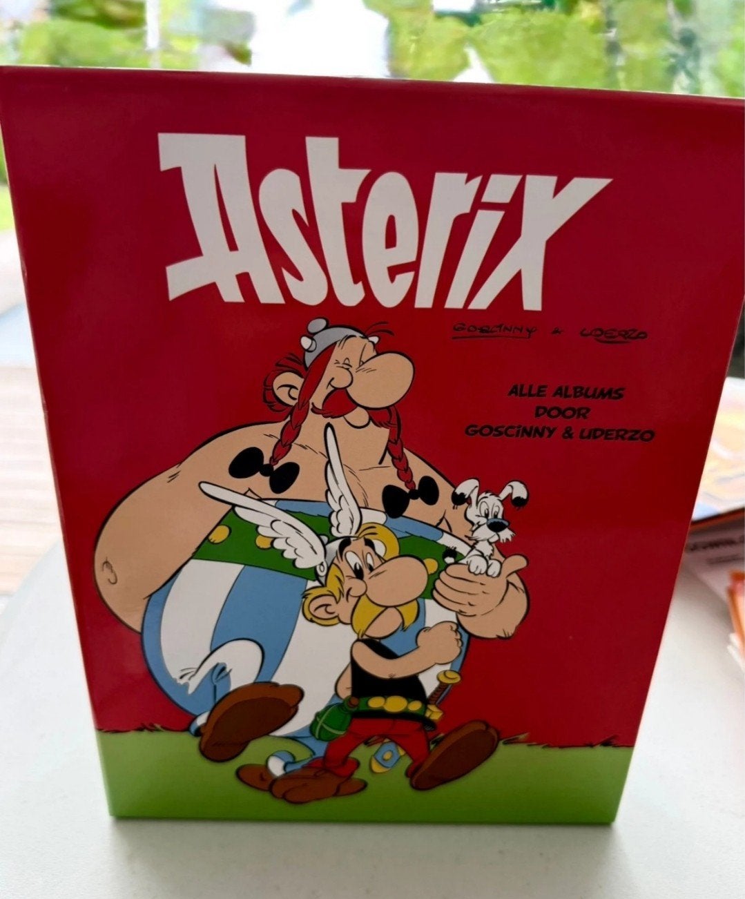 Asterix verzamelbox. Hardcover, Verzamelen, Stripfiguren, Ophalen of Verzenden, Asterix en Obelix, Zo goed als nieuw, Boek of Spel
