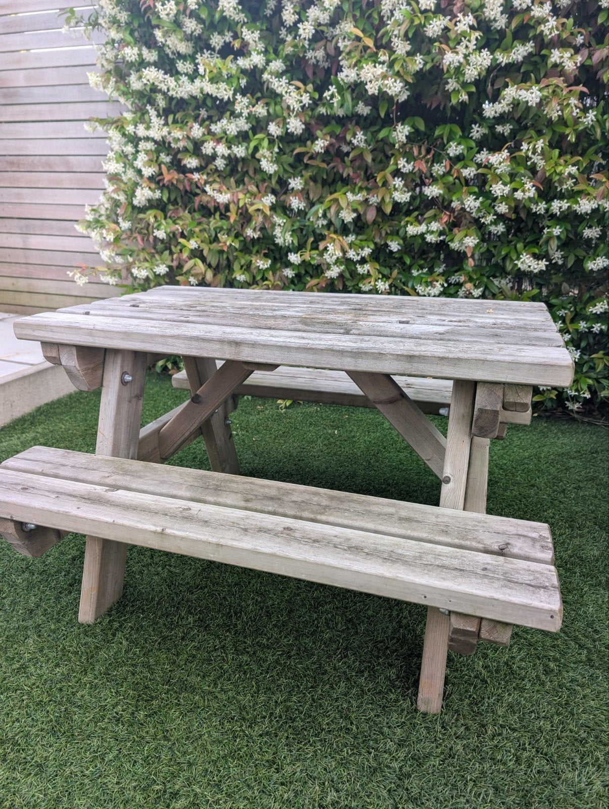 Houten kinderpicknicktafel van Talen Buitenmeubelen, Ophalen