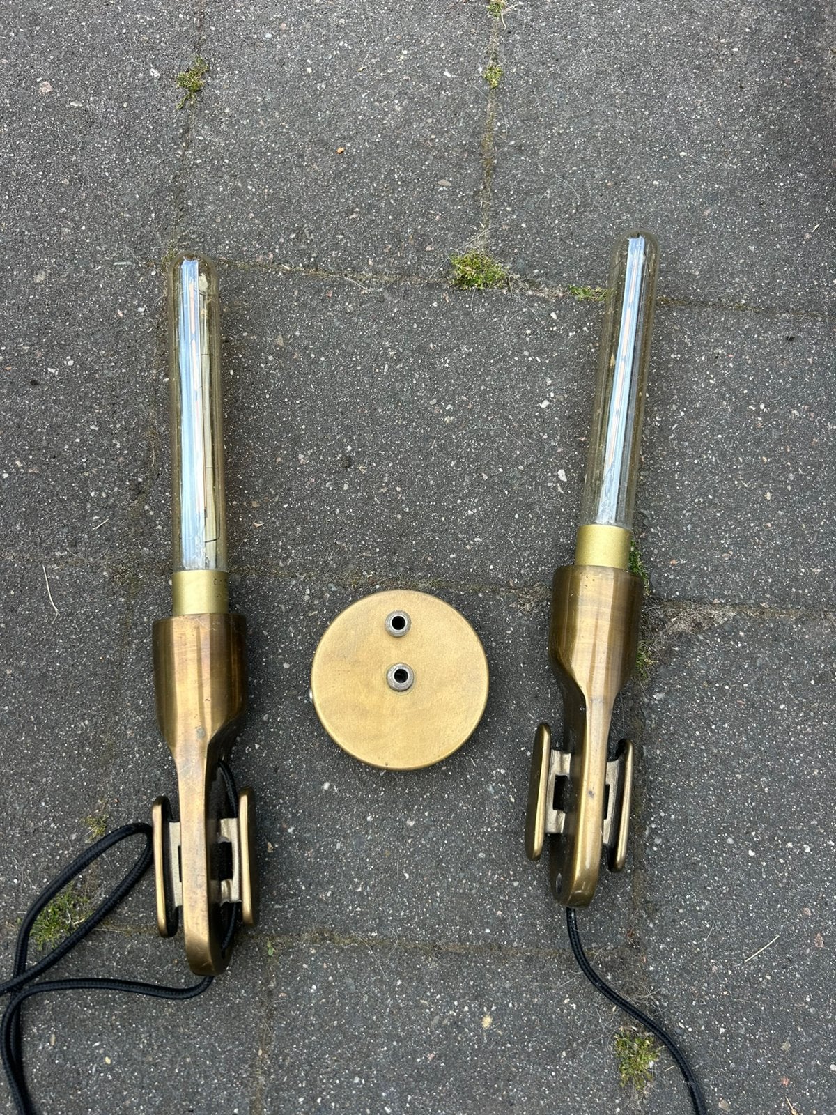 Twee messingkleurige hanglampen, Huis en Inrichting, Ophalen, Zo goed als nieuw, Messing modern