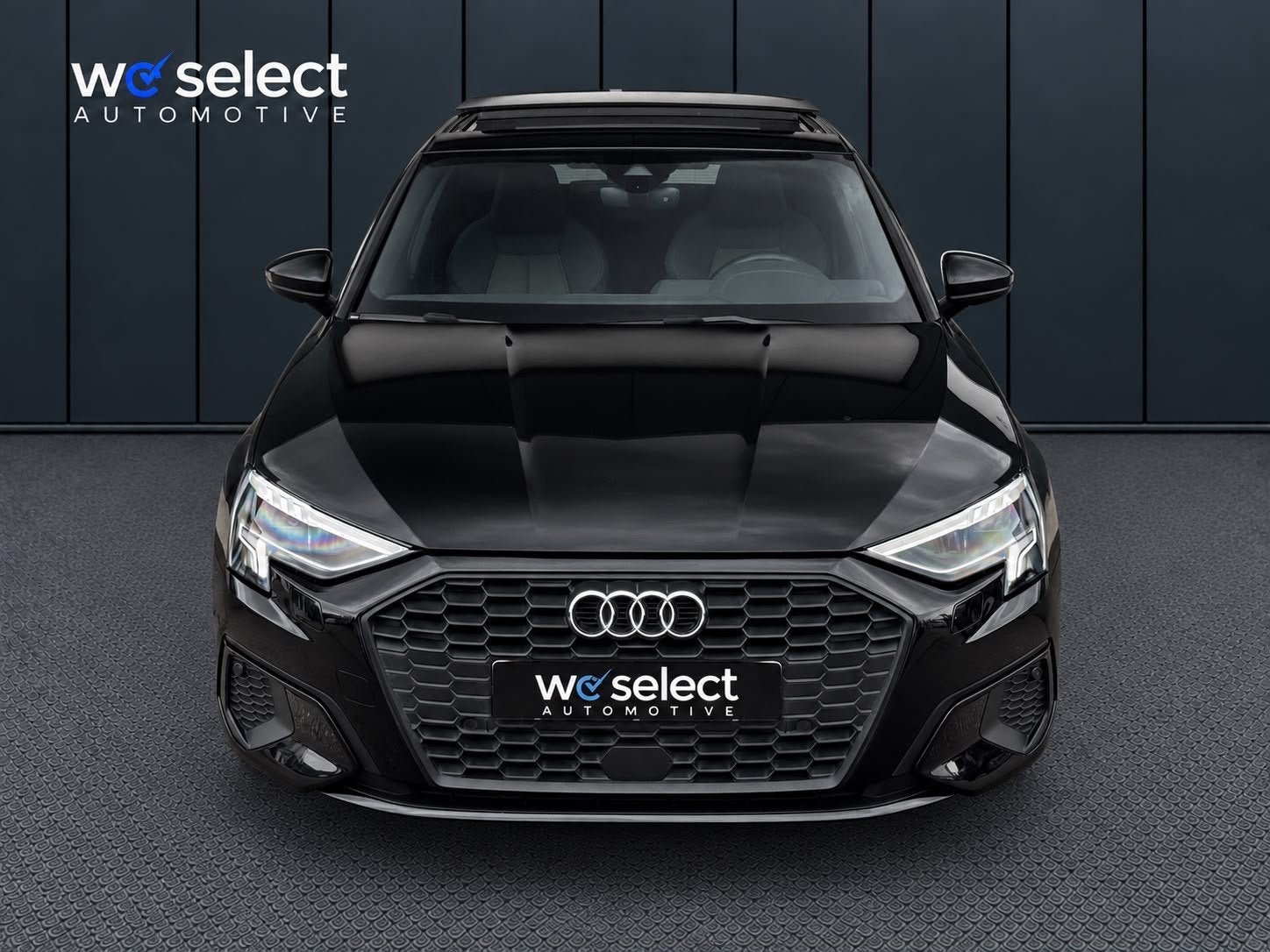 Audi A3 Limousine 35 TFSI S-Line Pano l Matrix l Side Assist, Stof, 4 cilinders, 150 pk, Zwart