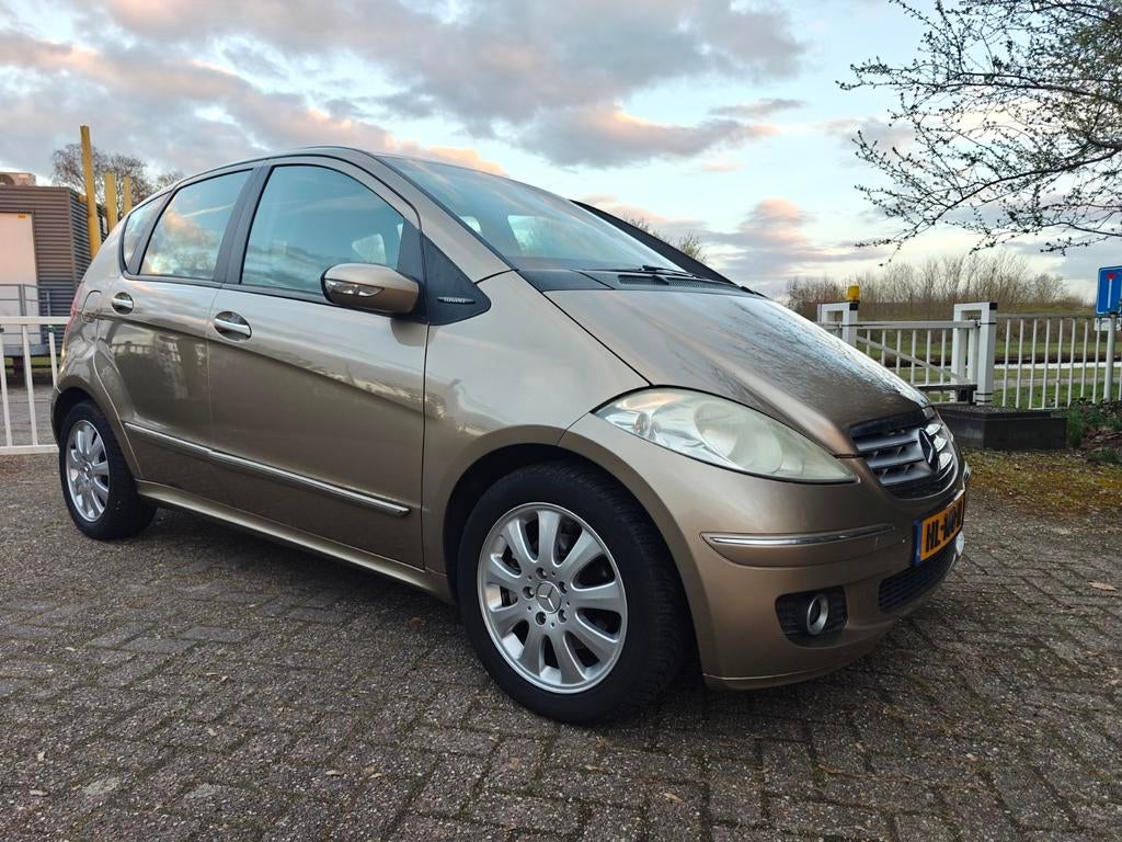 Mercedes-Benz A-Klasse 2.0 A200 5DRS 2005 Trekhaak Leder Air, Auto's, Mercedes-Benz, Voorwielaandrijving, 136 pk, Zwart, 4 cilinders