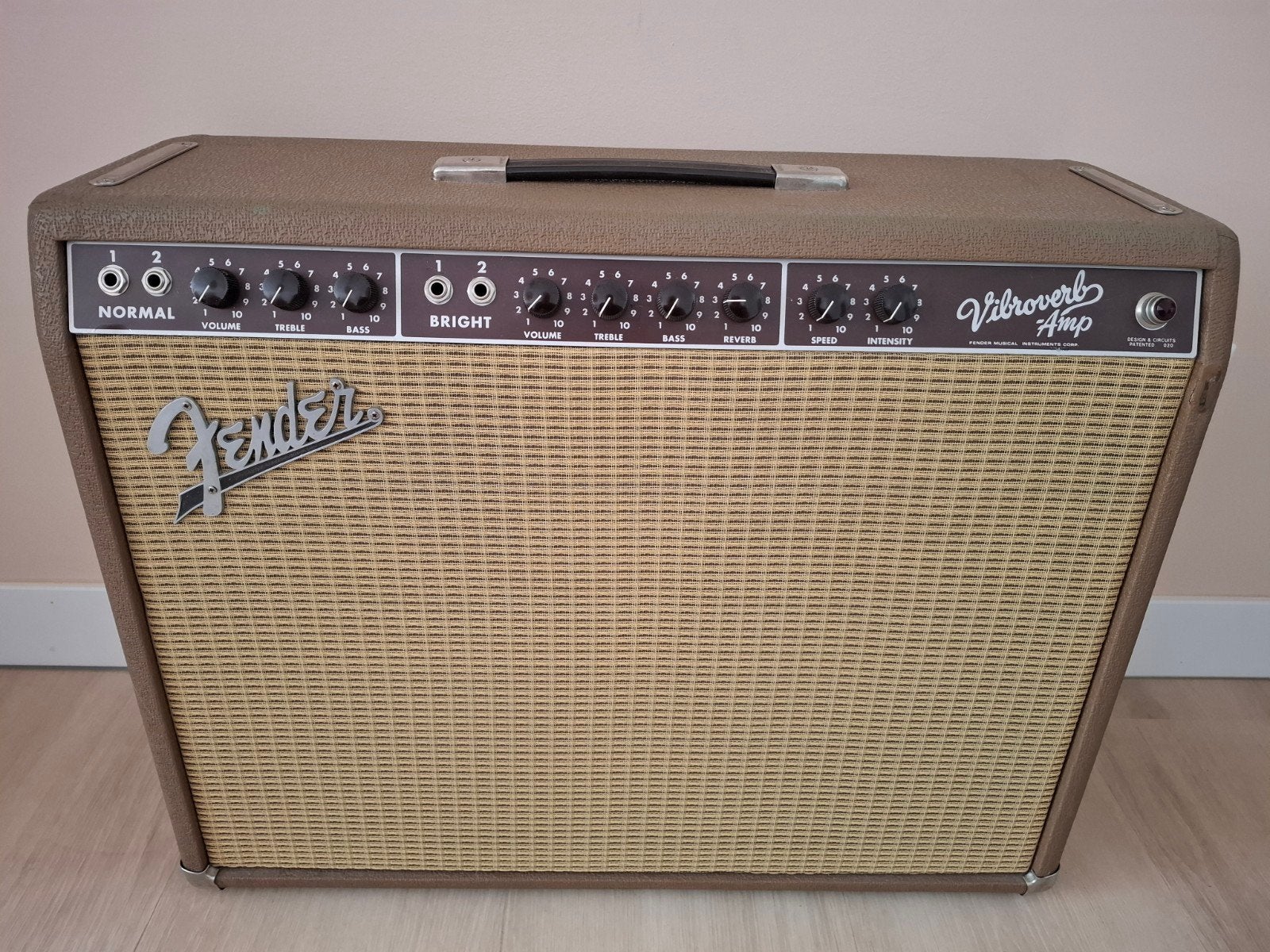 Fender '63 Vibroverb reissue Amp, Muziek en Instrumenten, Versterkers | Bas en Gitaar, Ophalen, Gebruikt, Gitaar, Minder dan 50 watt