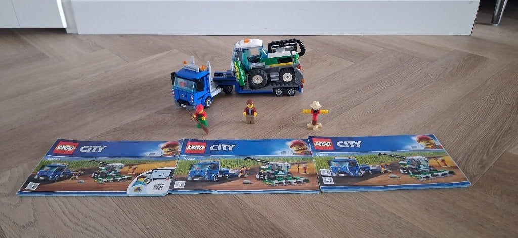 Lego city Maaidorser transport 60223, Ophalen, Zo goed als nieuw