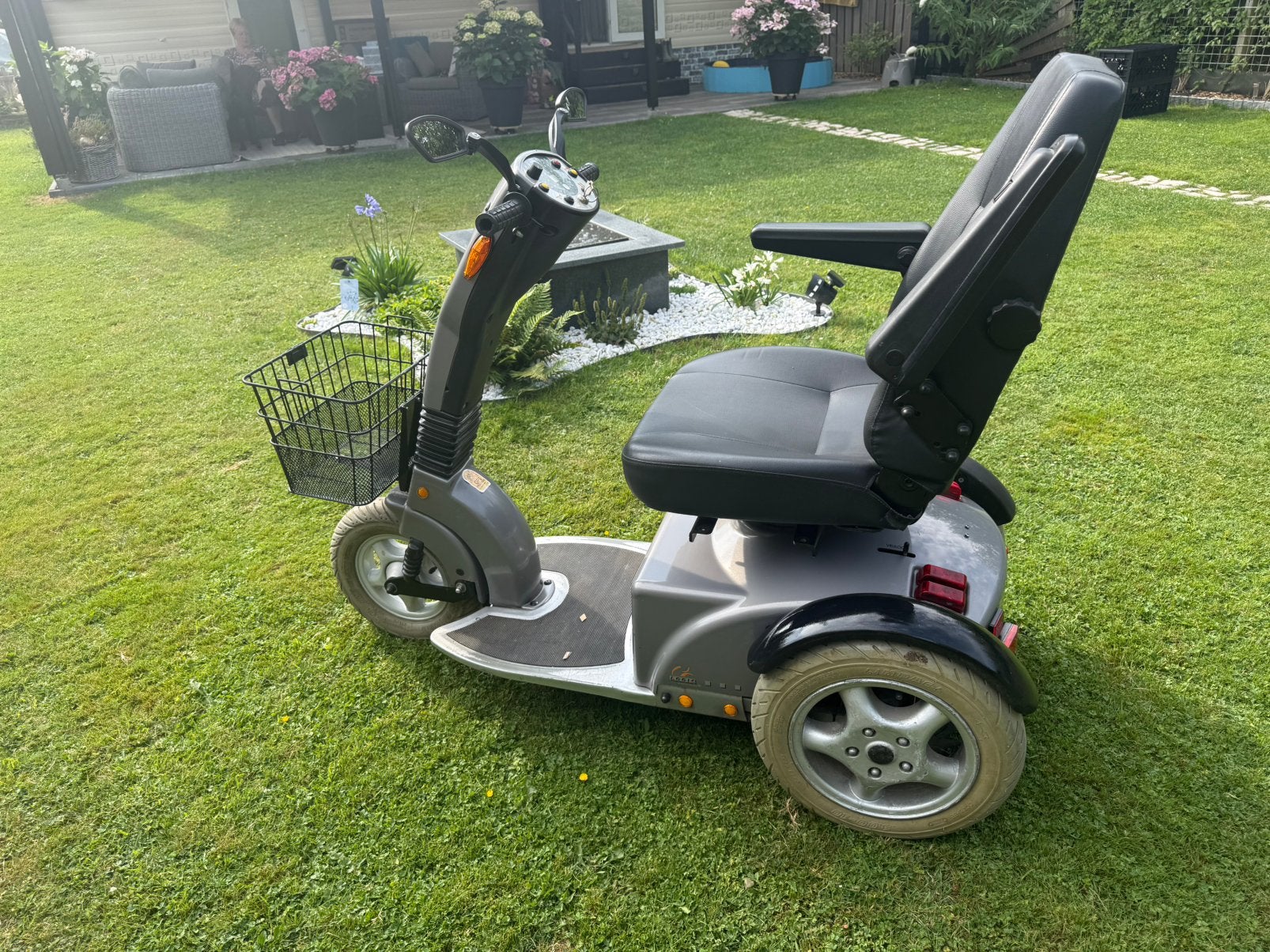 Scootmobiel aangeboden, Ophalen, Gebruikt, 46 km of meer, 16 km/u of meer