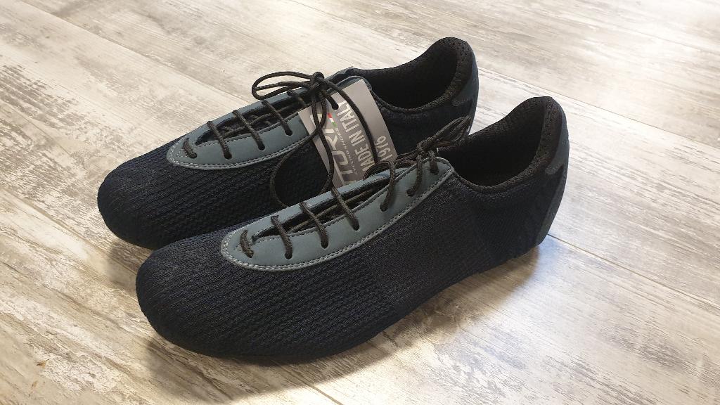 Vittoria 1976 KNIT Classic Fietsschoenen Maat 43 Nieuw!, Fietsen en Brommers, Fietsaccessoires | Fietskleding, Ophalen, Nieuw