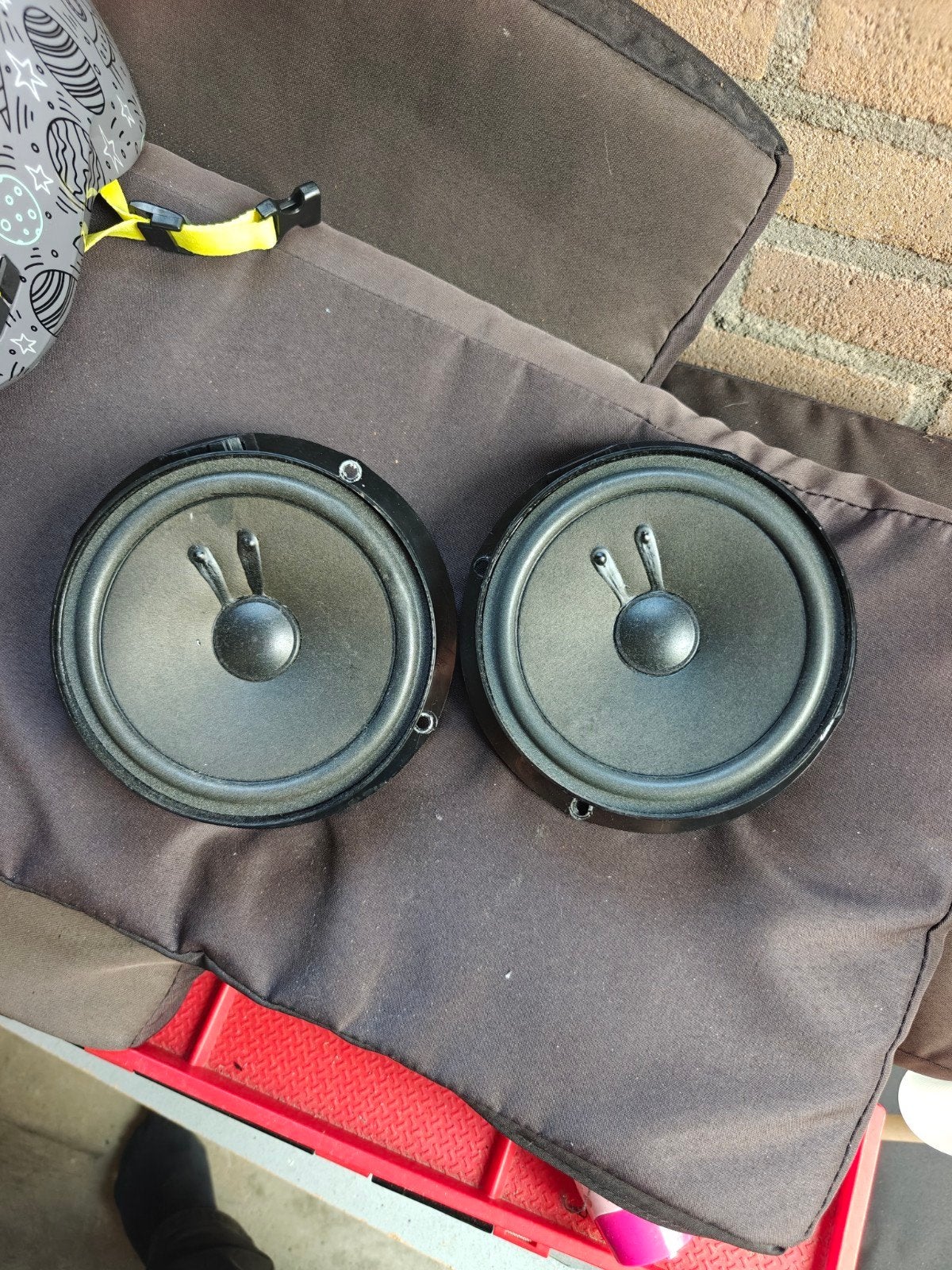 2x orginele woofer speakers vw 16.5cm.
Werkend gedemonteerd, Ophalen of Verzenden, Gebruikt, Volkswagen