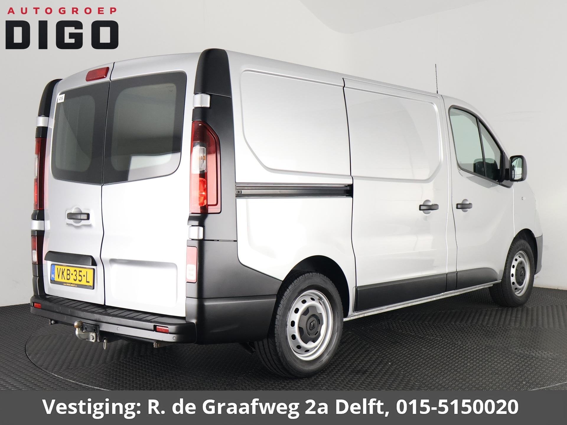 Renault Trafic 2.0 dCi 120 T29 L1H1 Comfort | Trekhaak | Par, Voorwielaandrijving, Gebruikt, 4 cilinders, 2000 kg