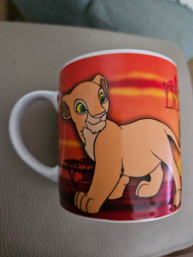 Mok De Leeuwenkoning  - Simba en Nala, Ophalen of Verzenden, Zo goed als nieuw, Servies