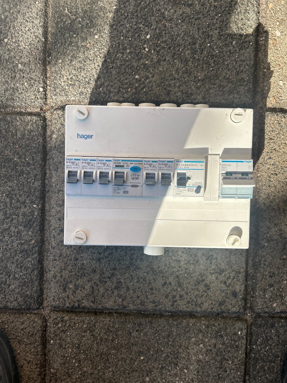 Hager Groepenkast met Installatieautomaten en Aardlekschakel, Ophalen of Verzenden, Gebruikt, Hager, Groepenkast