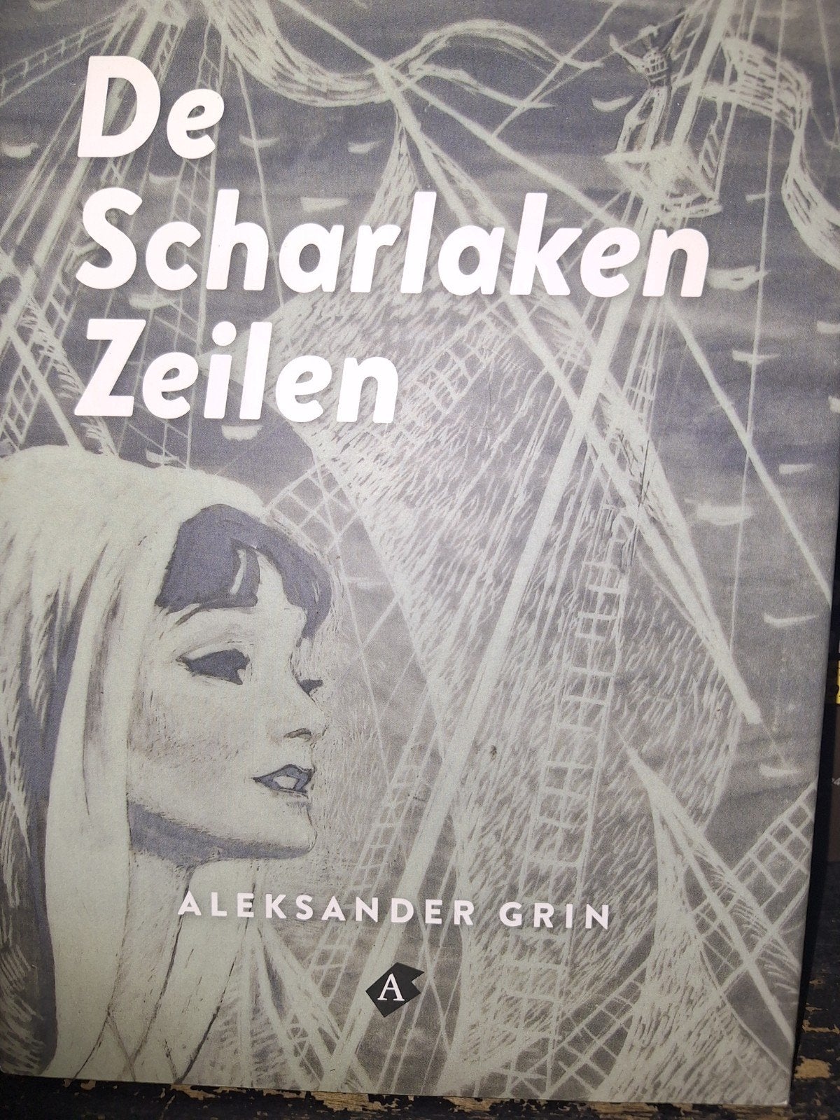 De Scharlaken Zeilen, Ophalen of Verzenden, Zo goed als nieuw