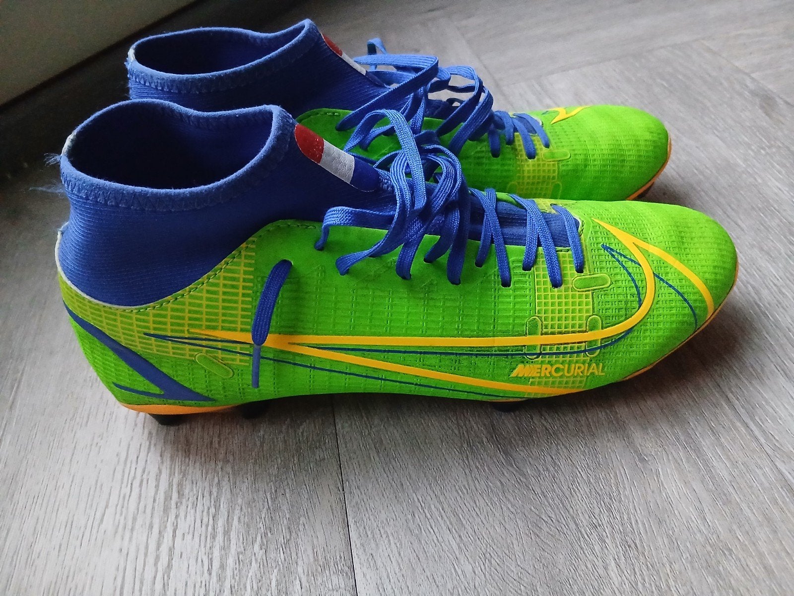 Nike mercurial voetbalschoenen, Ophalen of Verzenden, Zo goed als nieuw, Schoenen