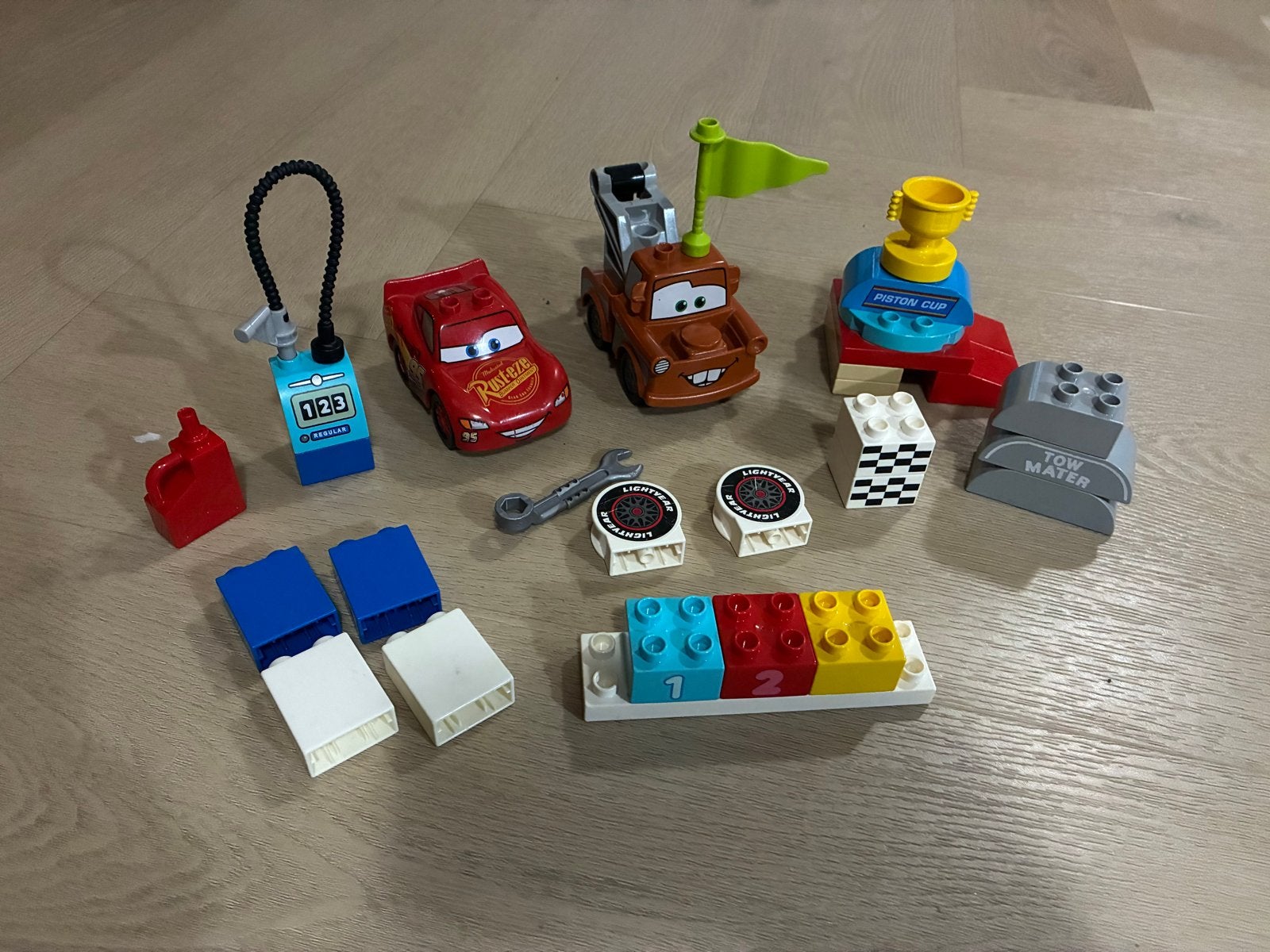 Lego Duplo 10924 Bliksem McQueen Racedag, Gebruikt, Overige thema's, Ophalen of Verzenden, Duplo