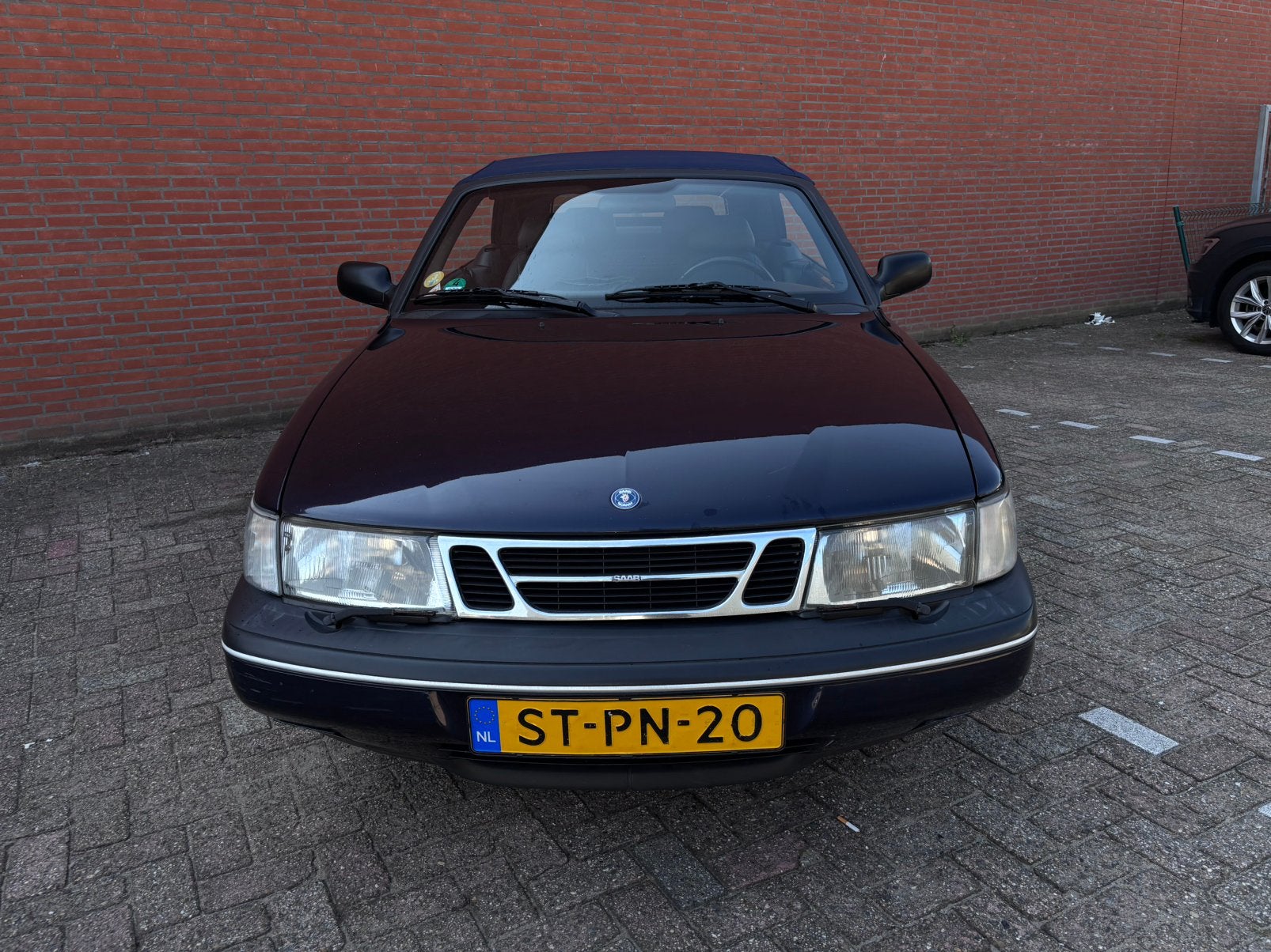 Saab 900 2.0 I Cabrio 1998 Blauw, foto 2