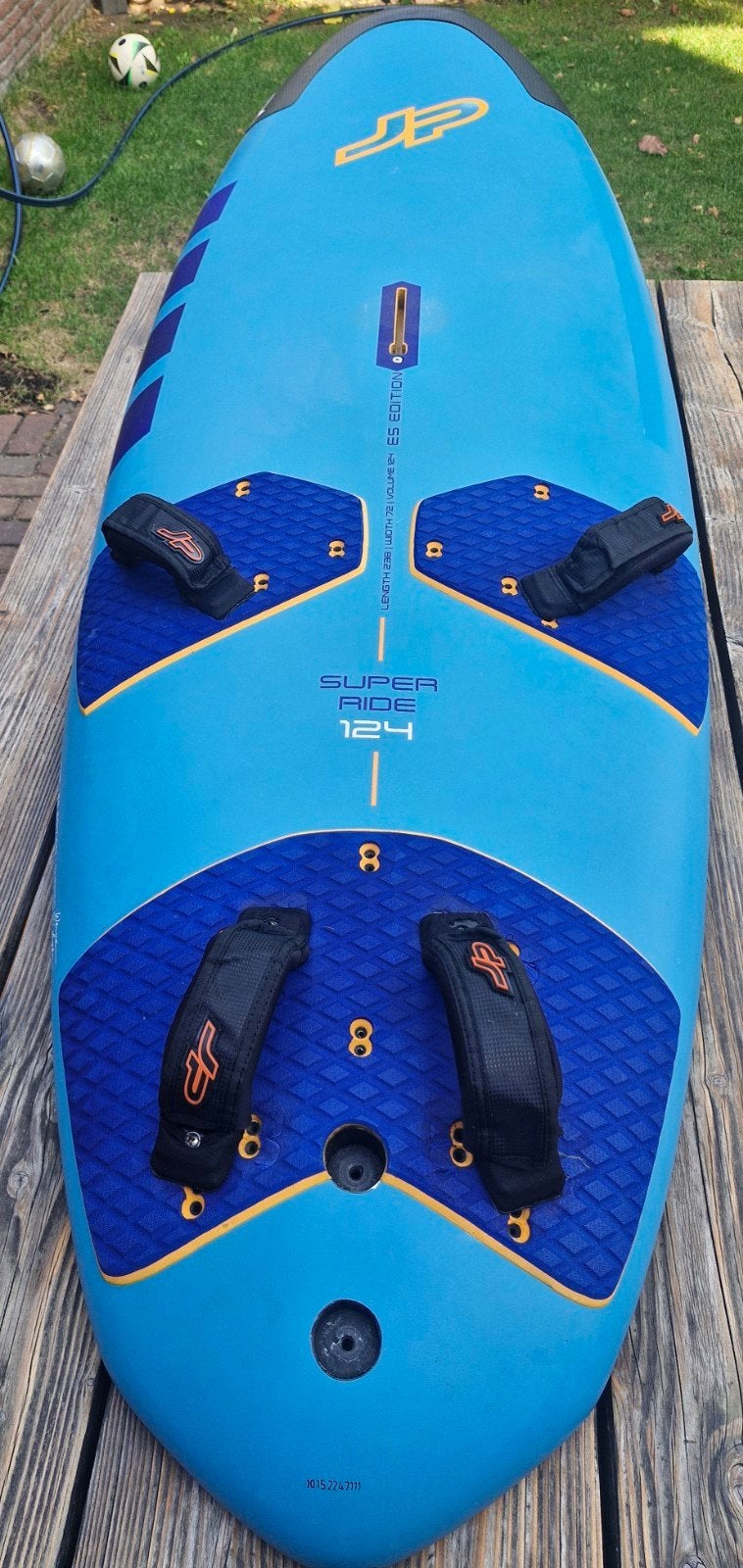 JP Super Ride 124 Windsurfplank met vin en boardbag, Ophalen, Minder dan 250 cm, Zo goed als nieuw, Plank