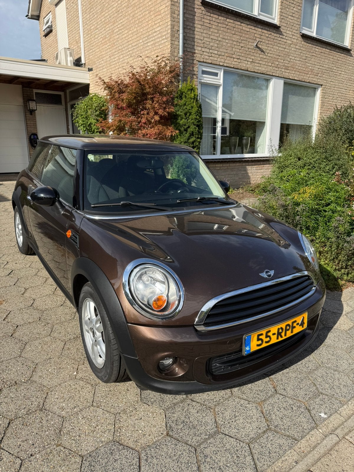 Mini (r56) 1.6 75pk 2011 Bruin, Auto's, Voorwielaandrijving, Stof, Bruin, 4 stoelen