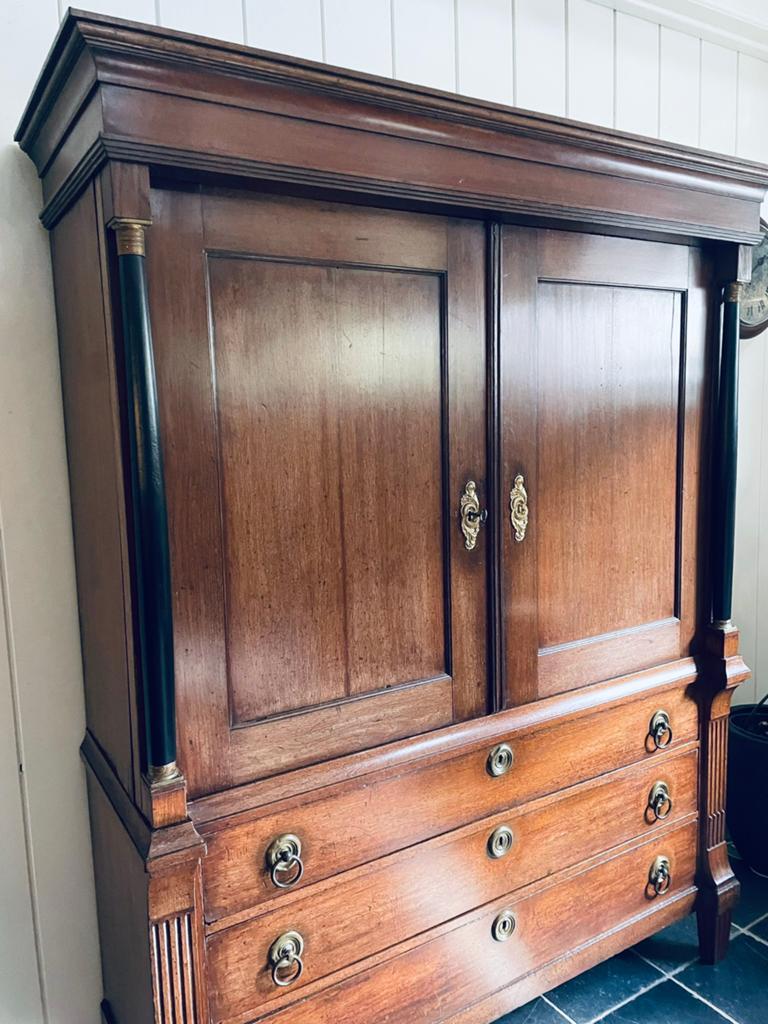 Kabinet Luierkabinet Kast uit 1780jr, Ophalen