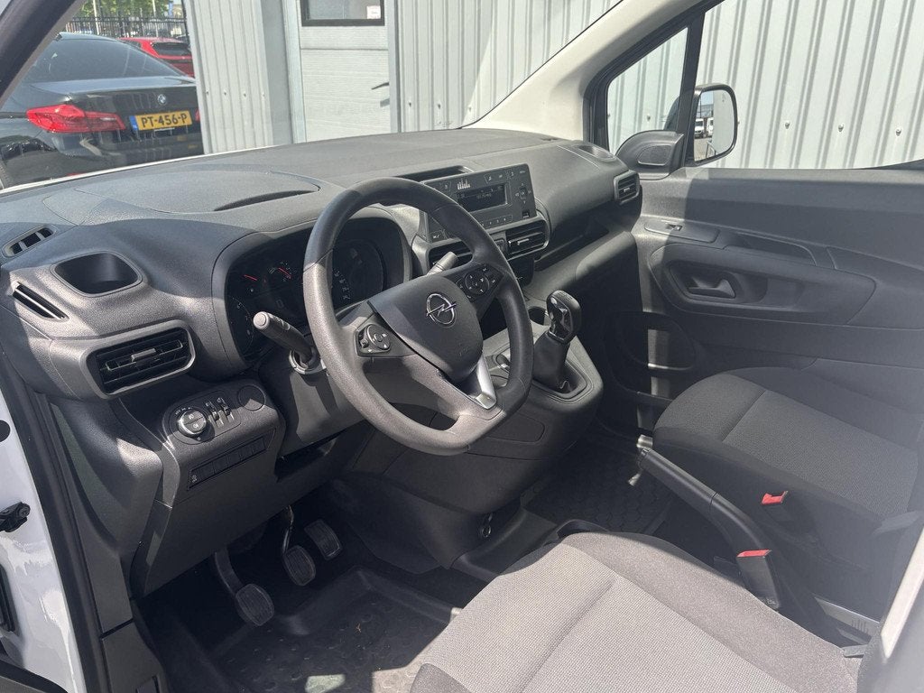 Opel Combo 1.5D L2H1*2XSCHUIF*HAAK*CRUISE*A/C*TEL*INRICHTING, Voorwielaandrijving, Gebruikt, 4 cilinders, 2 stoelen
