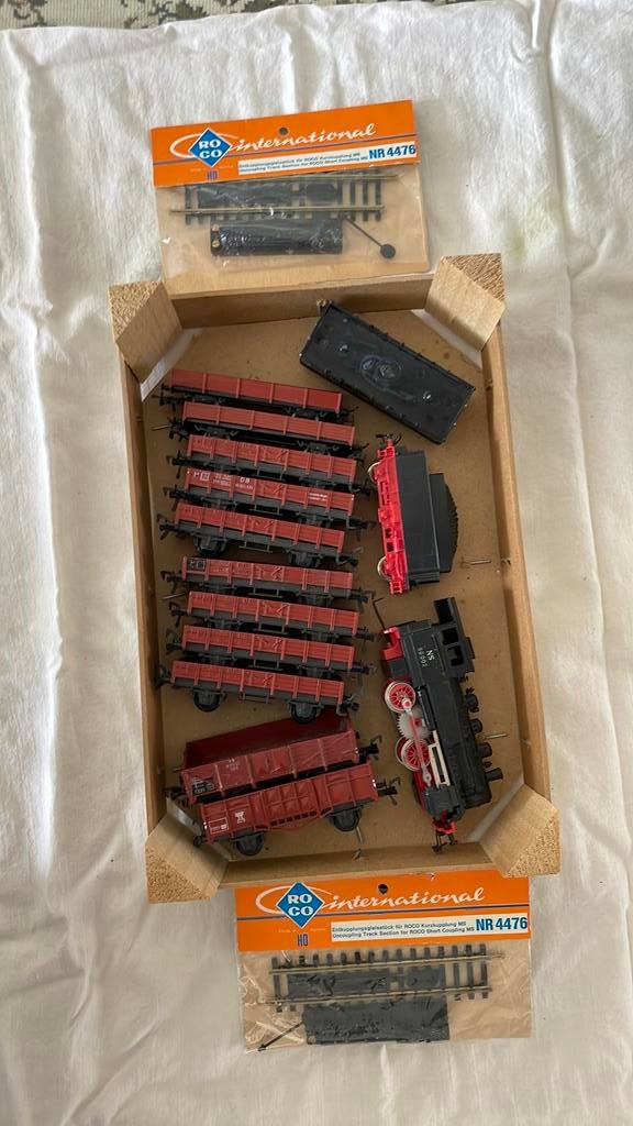 D 13, 14 Diverse wagons a € 5,00 = € 70,00, zie beschrijving, Wisselstroom, Gebruikt, Wagon, Ophalen of Verzenden