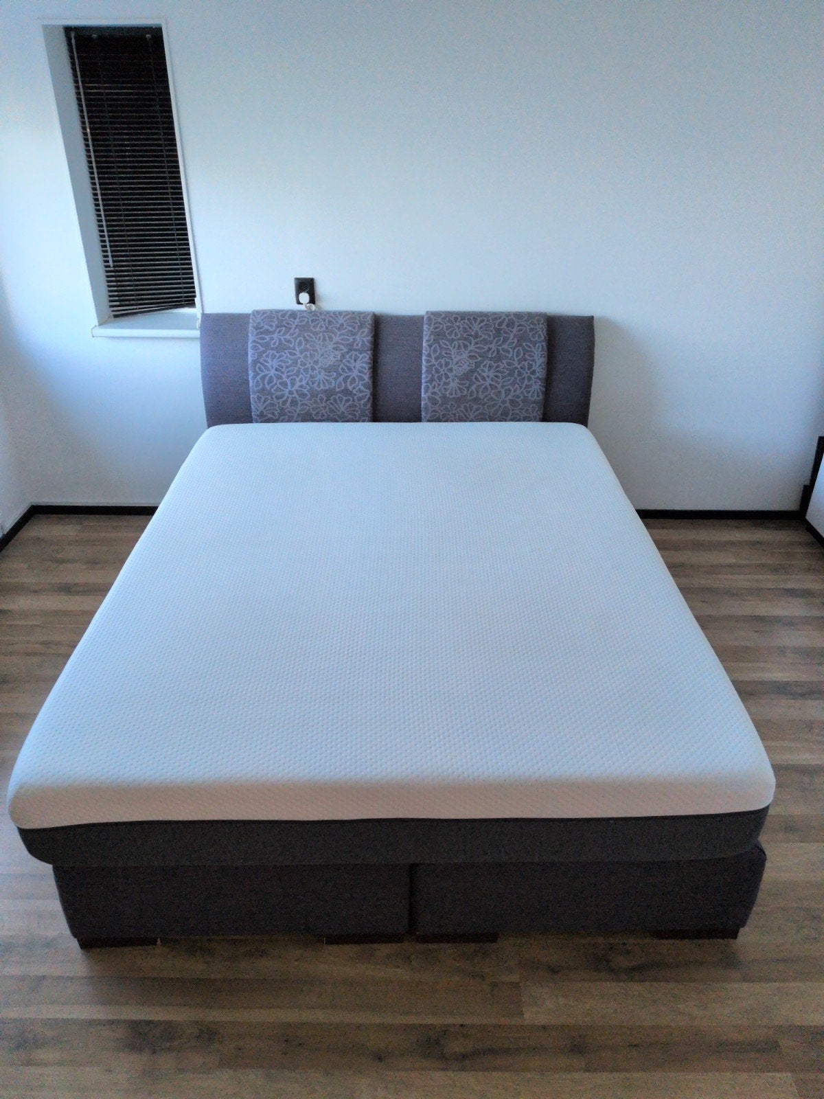 Boxspring bed 160x200 met achterboard en Emma matras, Ophalen