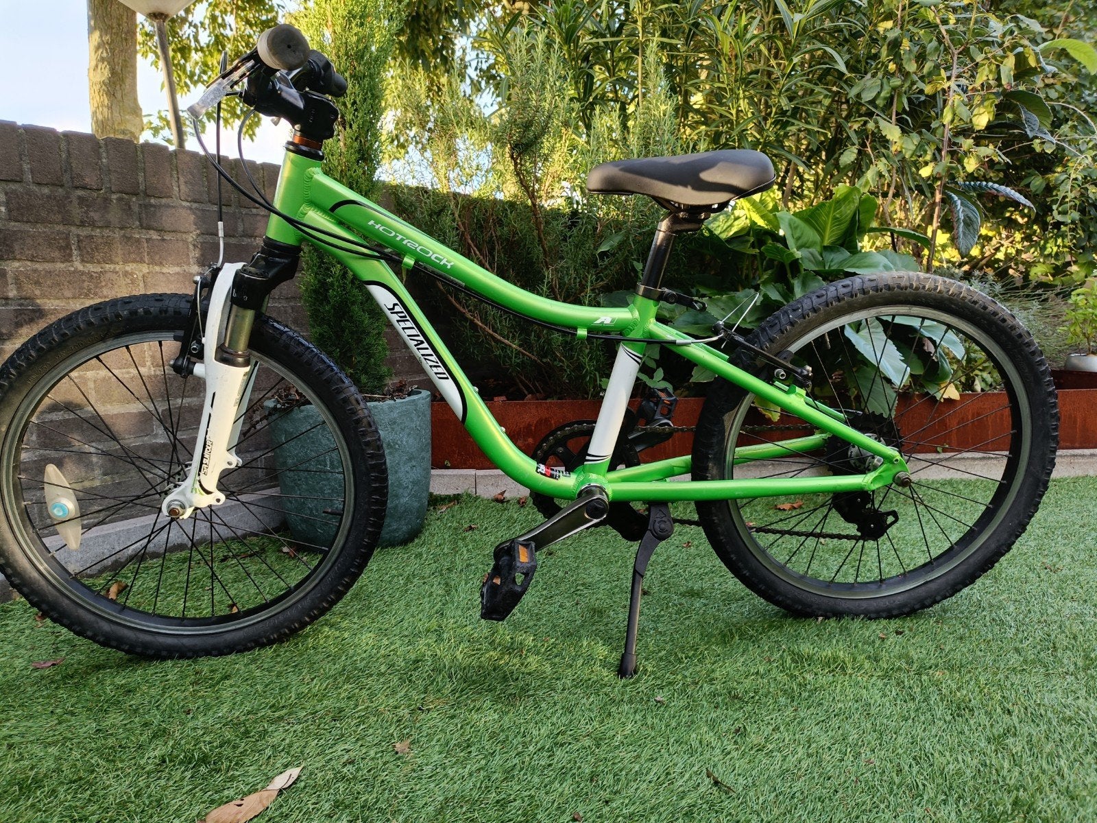 Specialized Hotrock 20 inch kinderfiets - Groen, Specialized, 20 inch of meer, Gebruikt, Velgrem