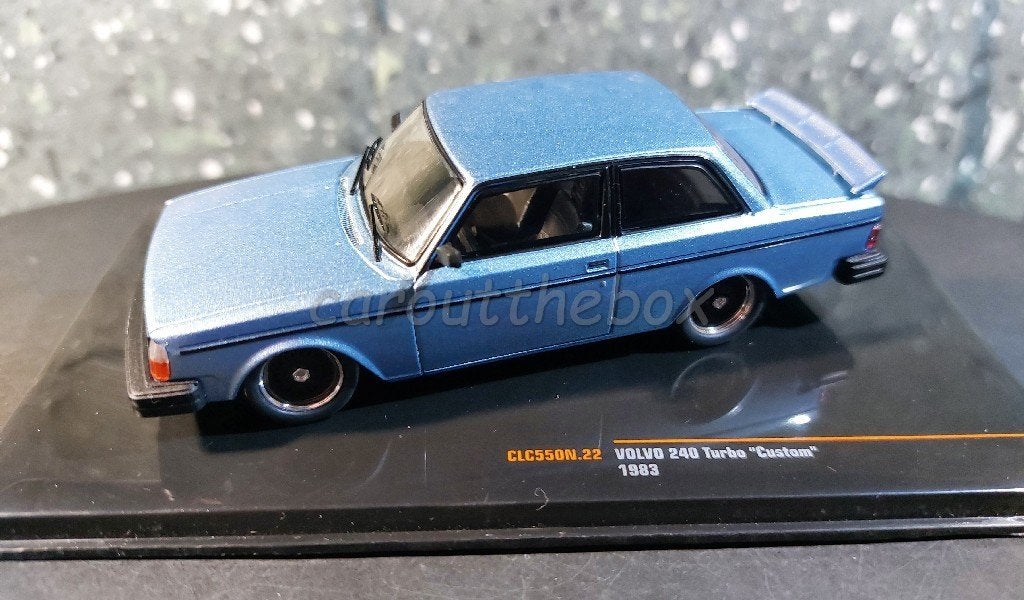 Volvo 240 Turbo Custom 1983 blauw 1:43 Ixo V1022, Hobby en Vrije tijd, Modelauto's | 1:43, Verzenden, Nieuw, Auto, Overige merken