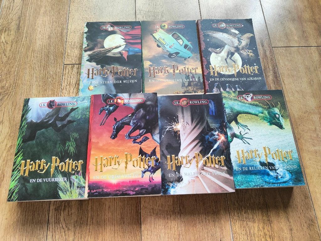 Harry Potter Boeken Softcover Set Volledige Serie 1 t/m 7, Boeken, Ophalen of Verzenden, Gelezen, J.K. Rowling