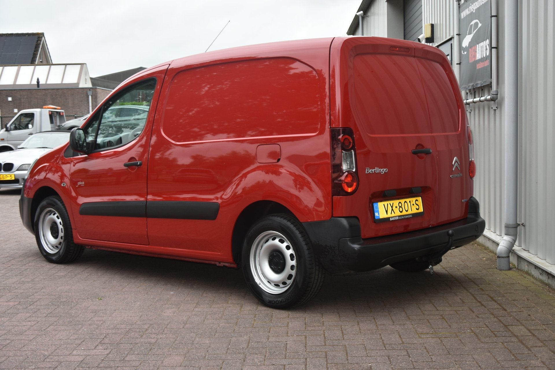 Citroën Berlingo 1.6 BlueHDI 75 Club. Trekhaak, Cruise cont, Voorwielaandrijving, Gebruikt, 4 cilinders, Citroën