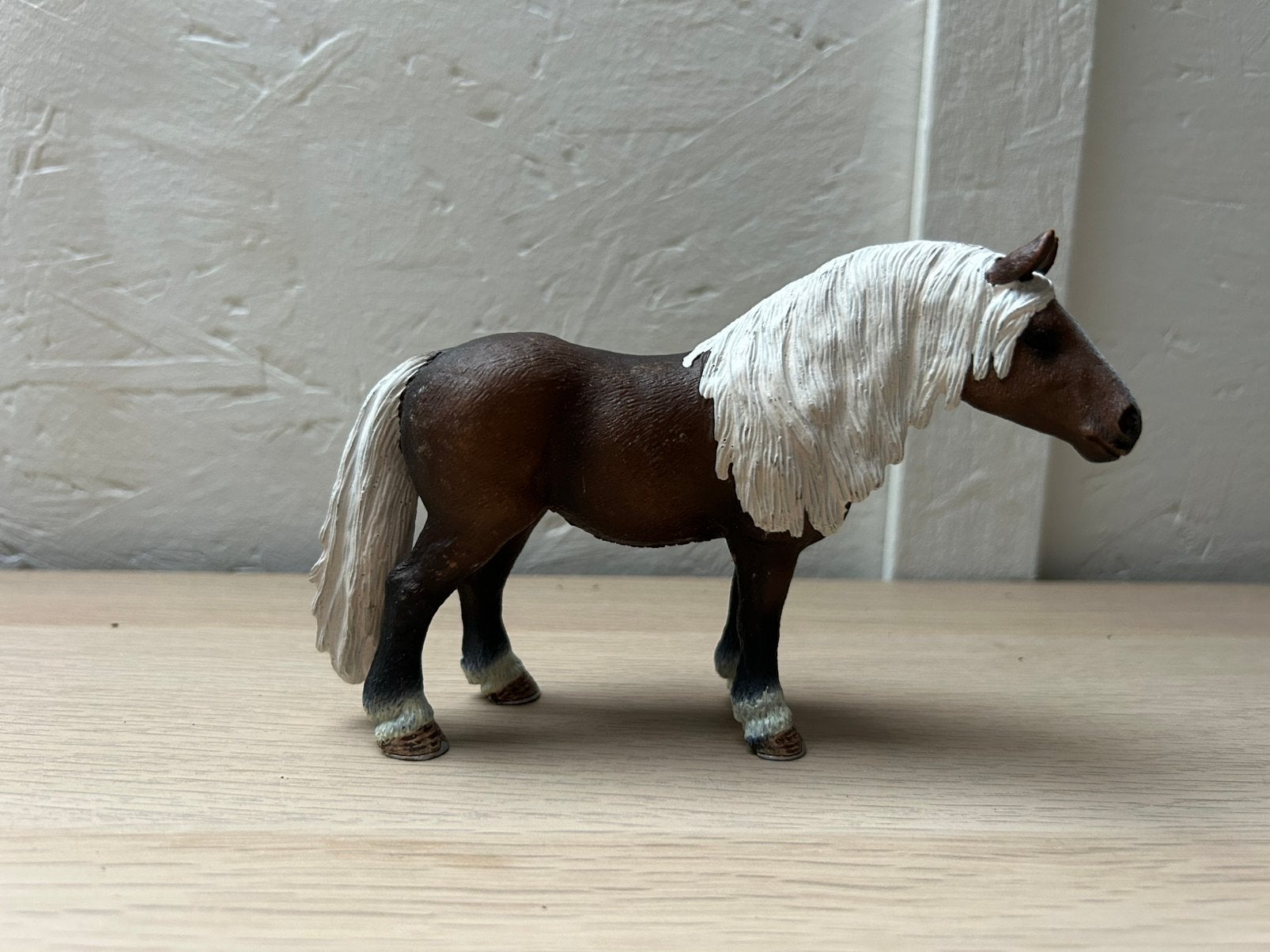 Schleich zwarte woud merrie, Ophalen of Verzenden, Zo goed als nieuw, Paard, Beeldje of Figuurtje