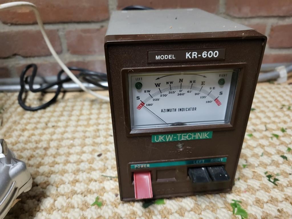 Antenne rotor, draaikrans en uitschuifmast, Telecommunicatie, Antennes en Masten, Ophalen