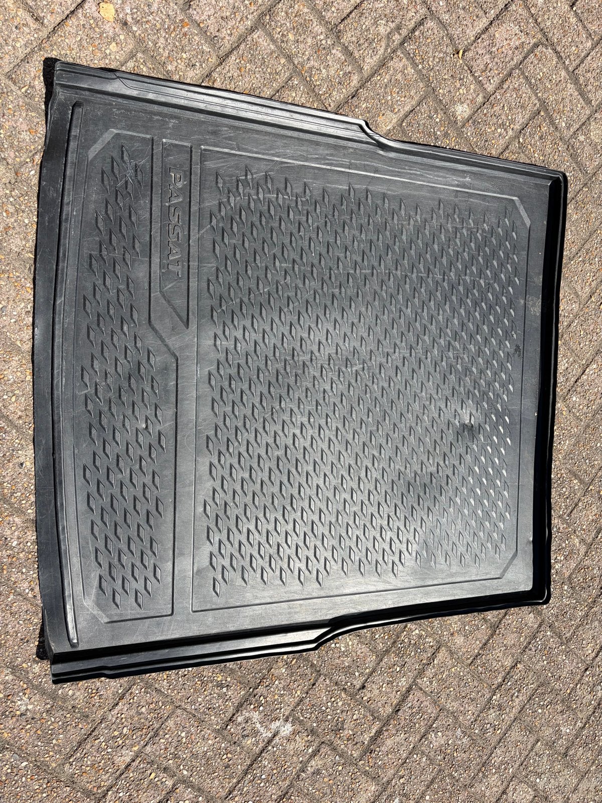 Volkswagen Passat B8 Rubber Mattenset en Kofferbakmat, Ophalen, Gebruikt