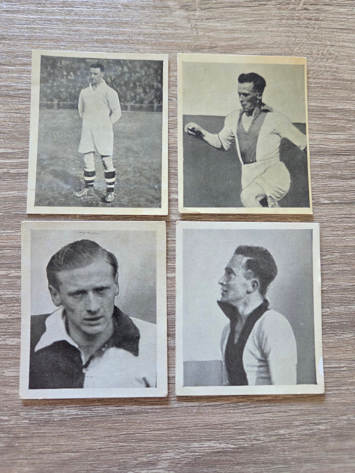 4 oude Red Band voetbalplaatjes Psv, Feyenoord en Ajax, Ophalen of Verzenden, Gebruikt, Ajax, Poster, Plaatje of Sticker