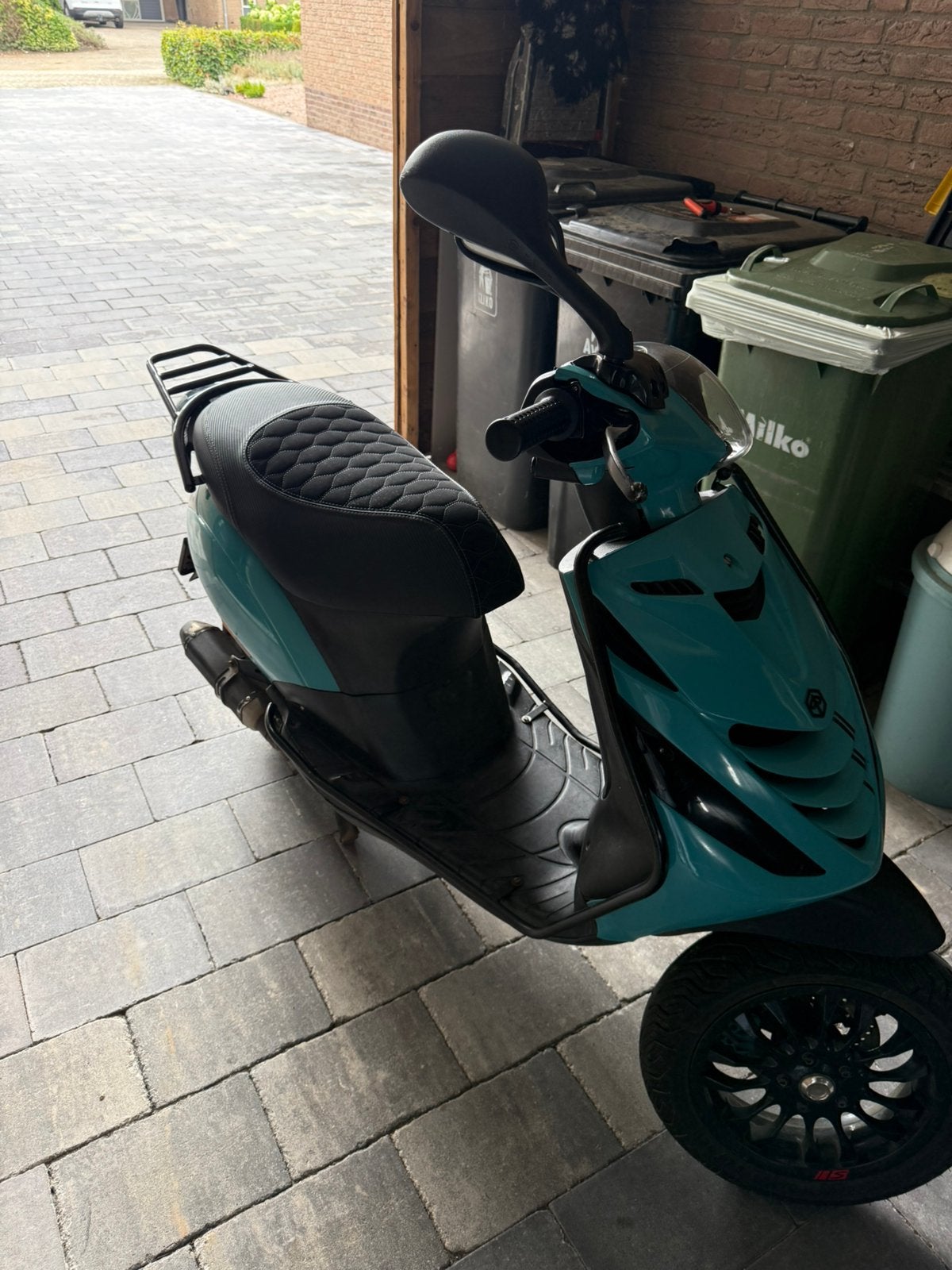 Piaggio zip 4 takt 2017 met carburateur, Ophalen of Verzenden, Zo goed als nieuw, Benzine, Zip