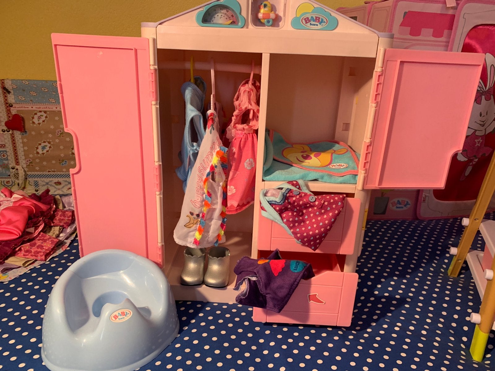Baby born kastje met weereendje plus inhoud, Ophalen of Verzenden, Zo goed als nieuw, Babypop