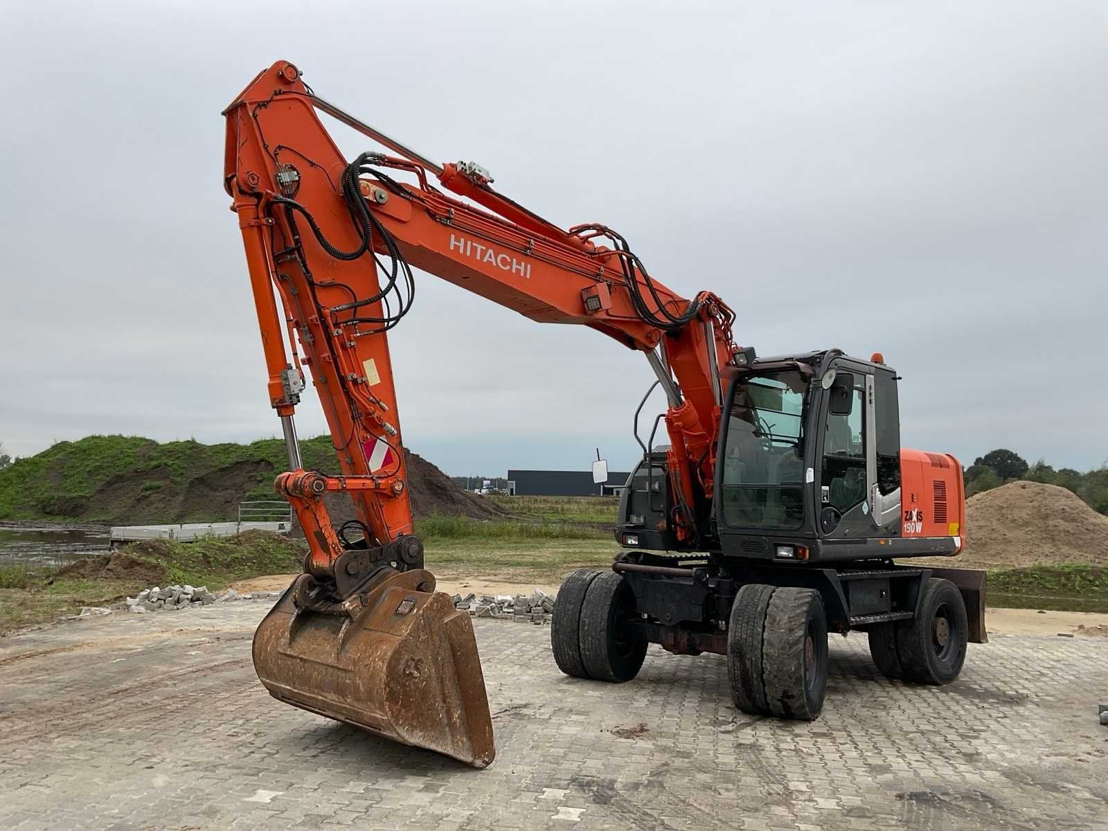 2007 Hitachi ZX190W-3 Banden graafmachine, Zakelijke goederen, Graafmachine