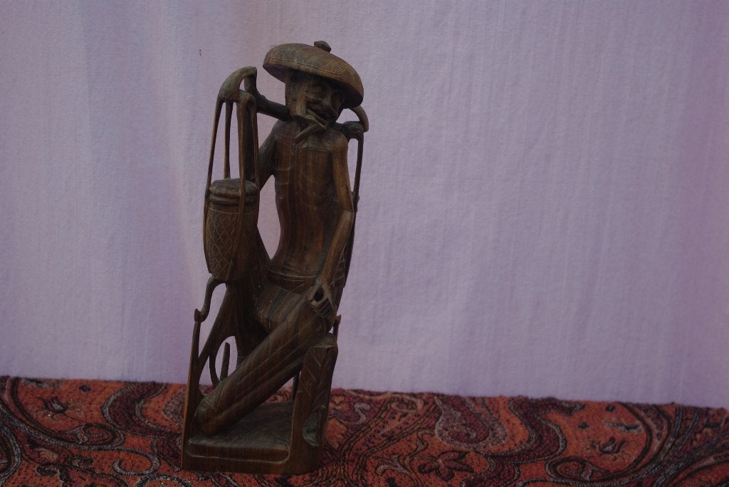 Houten Beeldje van Aziatische Drager, Ophalen, Handgemaakt, 20 - 50 cm, Beeld