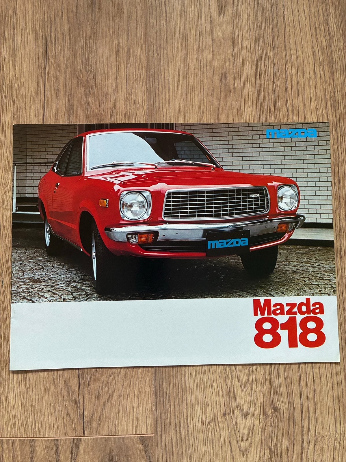 Mazda 818 brochure, Verzenden, Zo goed als nieuw, Mazda