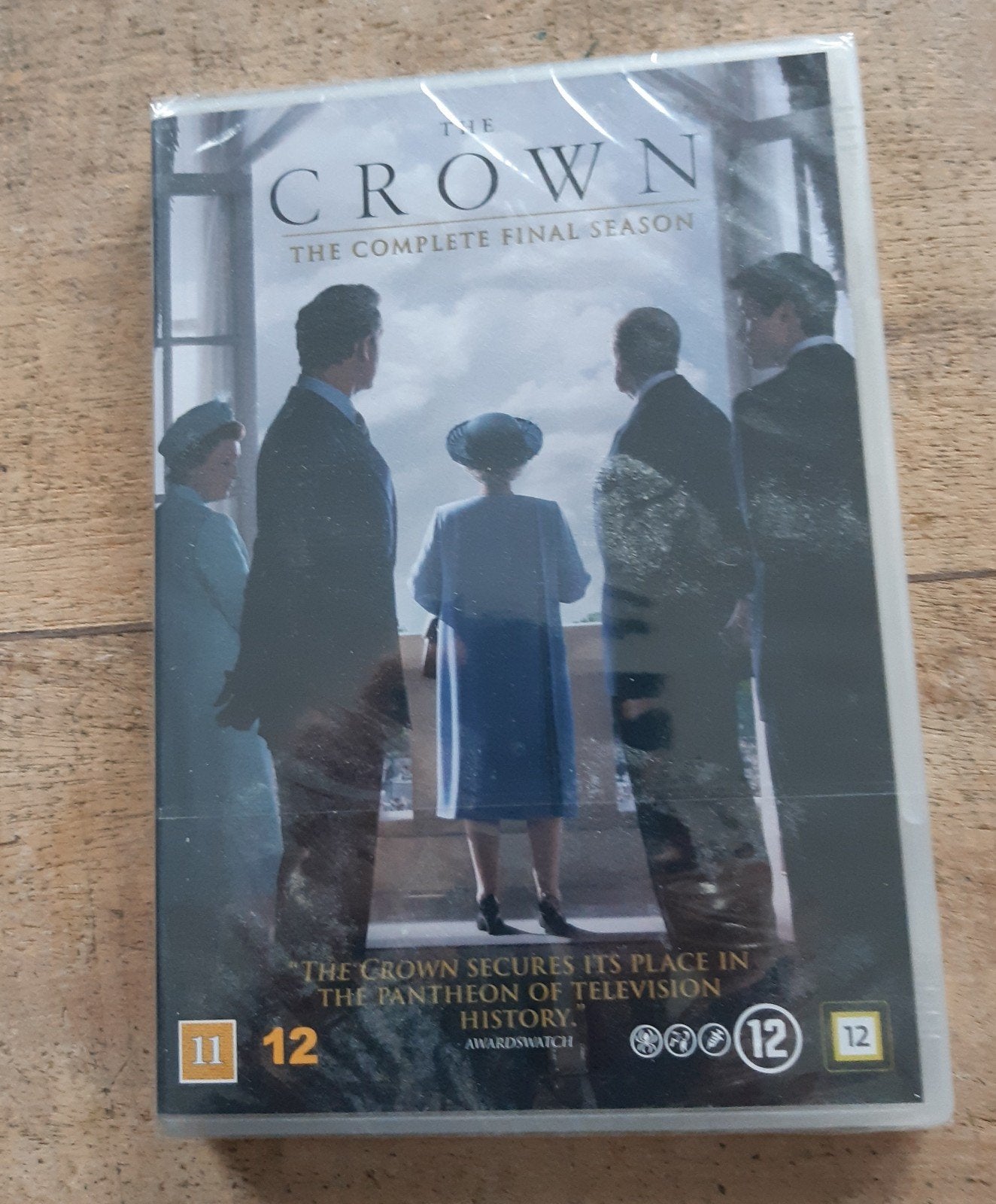 The crown, seizoen 6, final season, Cd's en Dvd's, Dvd's | Tv en Series, Vanaf 12 jaar, Ophalen of Verzenden, Nieuw in verpakking