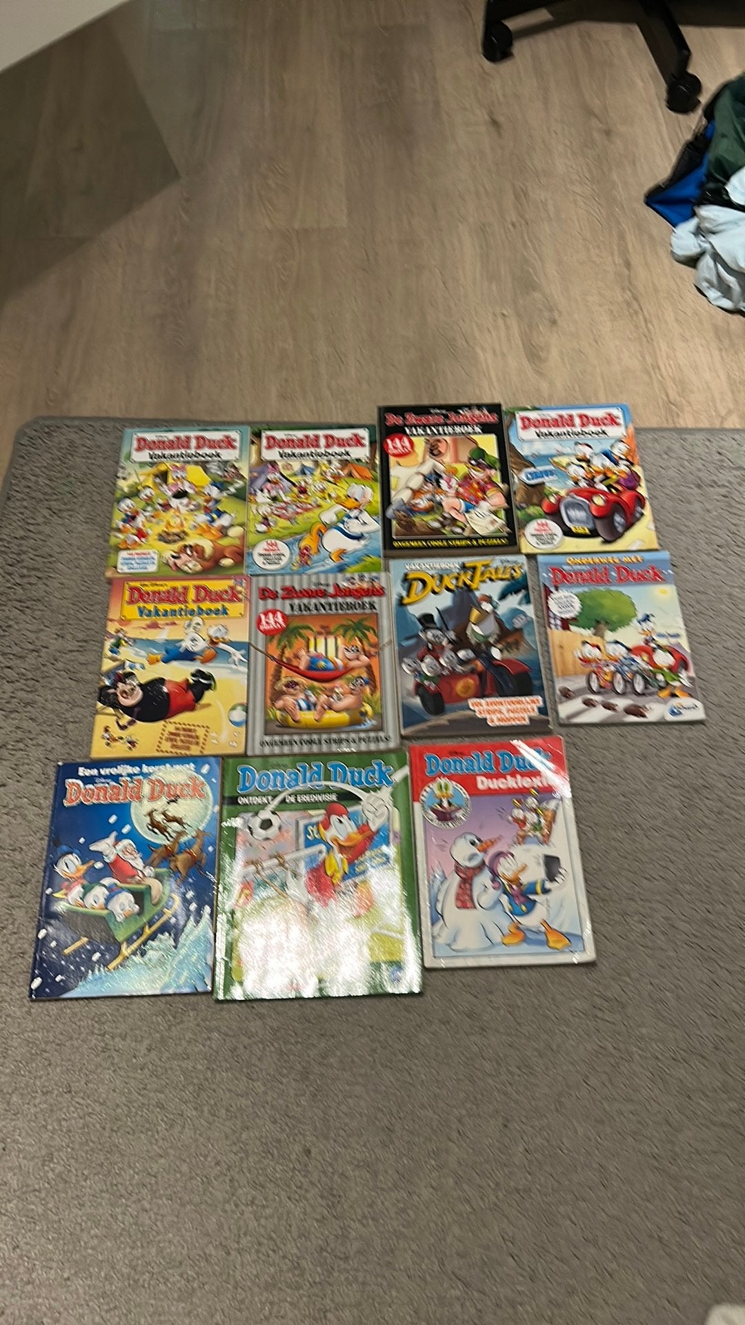 Donalduck Vakantieboeken/dikke extra’s, Meerdere comics, Ophalen of Verzenden, Zo goed als nieuw, Europa