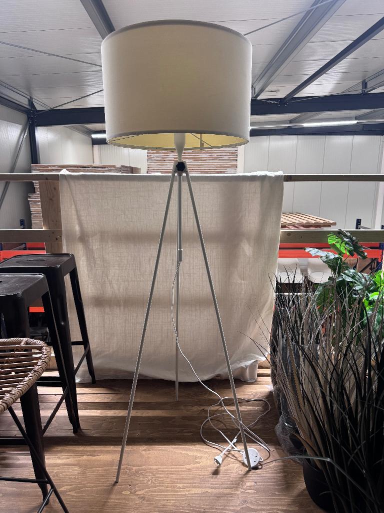 Zuiver Tripod Floor Lamp, Ophalen, Zo goed als nieuw, 150 tot 200 cm