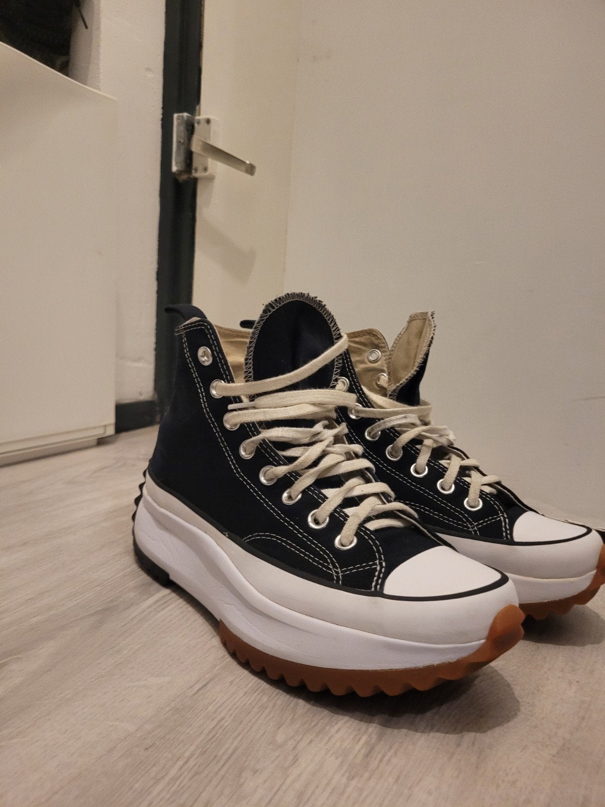 Converse Run Star Hike Platform Sneakers Zwart, Zwart, Converse, Ophalen of Verzenden, Sneakers of Gympen