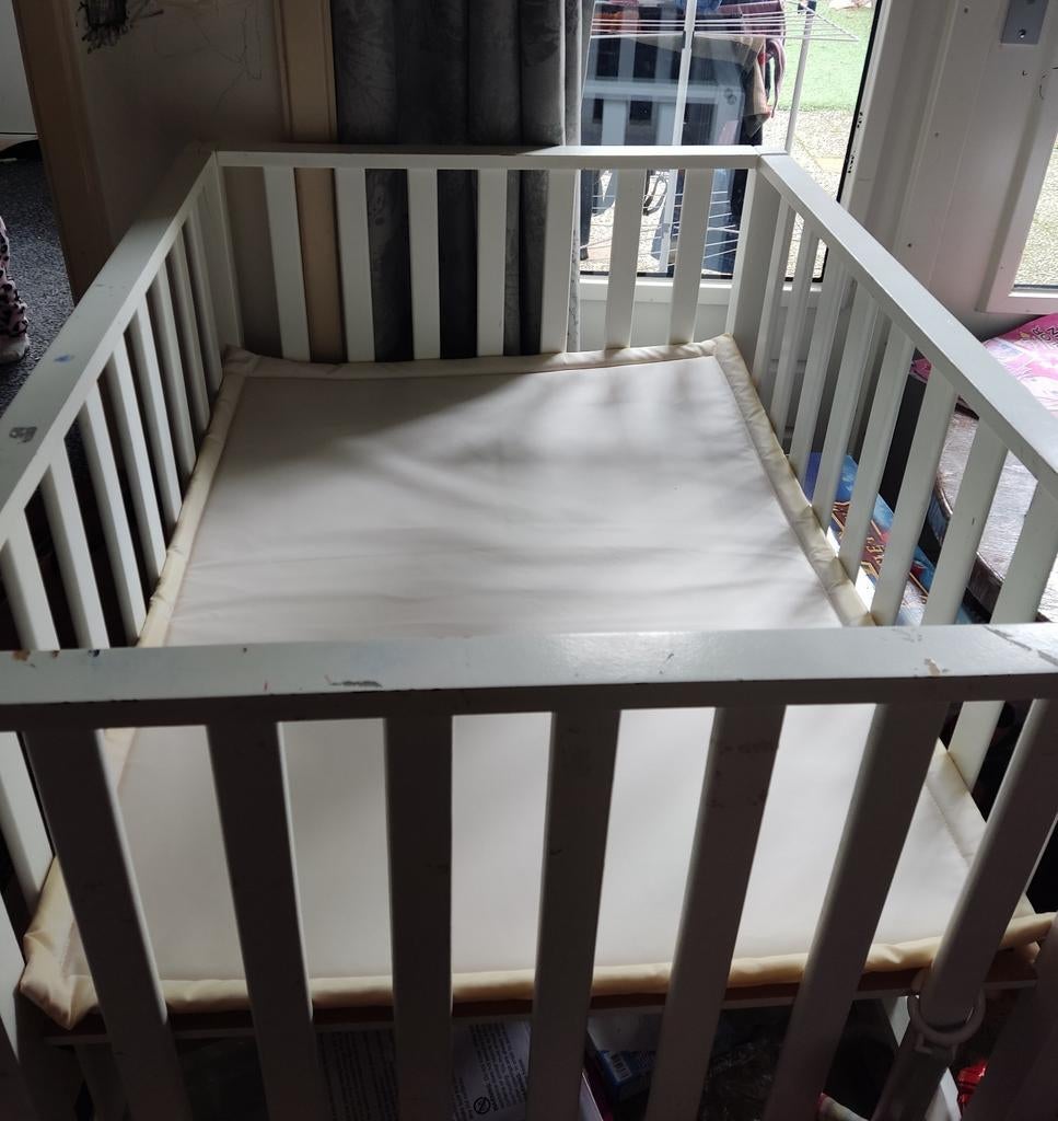 Witte houten box voor baby - 81x78x90 cm, Ophalen of Verzenden, Gebruikt, Rechthoekig