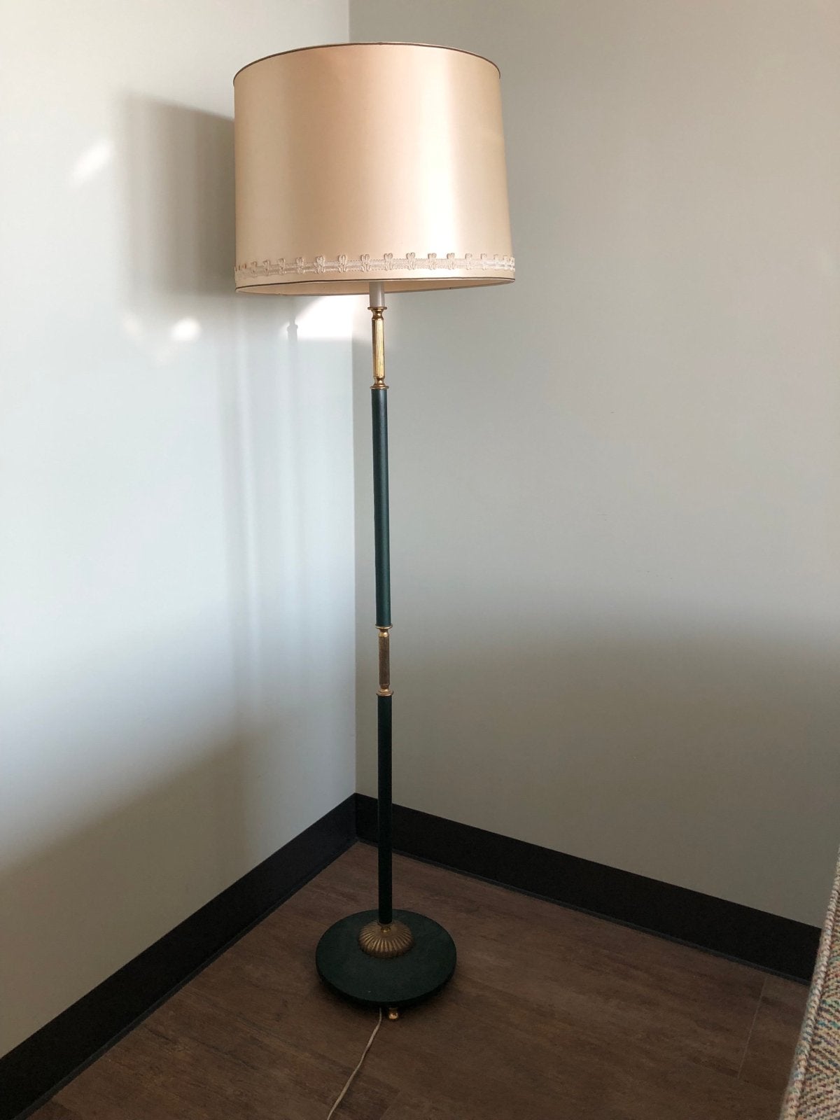 Vintage Vloerlamp met Crèmekleurige Kap - Jaren '60 Stijl, Ophalen of Verzenden