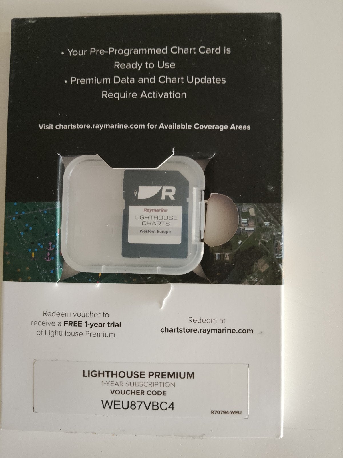 Raymarine Lighthouse Charts West Europe + 1 jaar Premium, Watersport en Boten, Ophalen of Verzenden, Zo goed als nieuw, Kaartplotter of Fish Finder