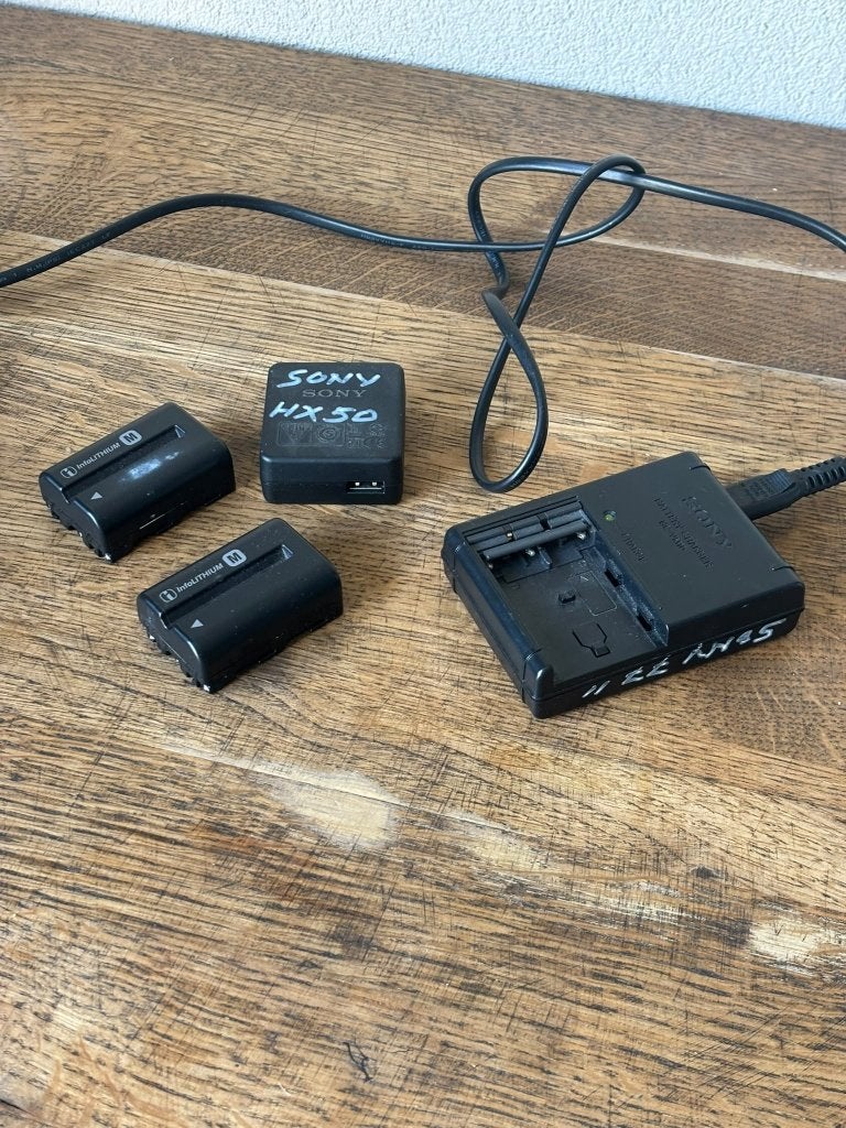 Foto 12 van Sony A77 II + Sony DT 16-50 + Tamron 18-270mm — complete set