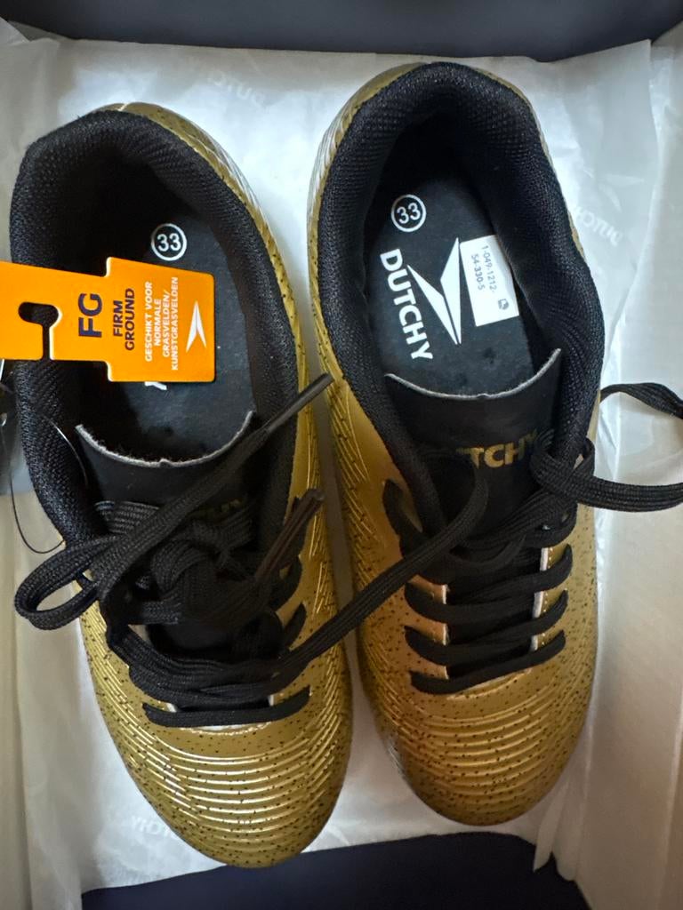 DUTCHY Voetbalschoenen Goud Maat 33 - Nieuw in Doos, Ophalen, Nieuw, Schoenen