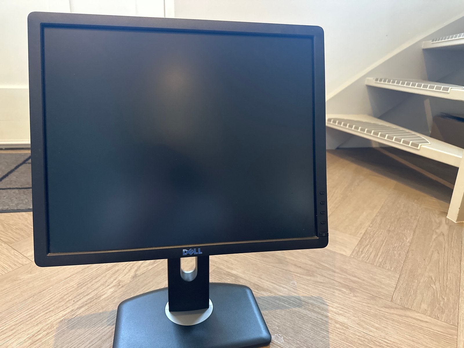 Dell P1913B Monitor - 19 inch, Computers en Software, Monitoren, Ophalen, Gebruikt, In hoogte verstelbaar, Overige resoluties