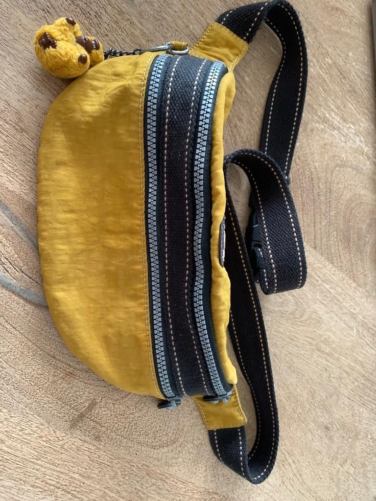 Kipling fanny pack, Sieraden, Tassen en Uiterlijk, Tassen | Schoudertassen, Ophalen, Gebruikt, Geel, Kipling